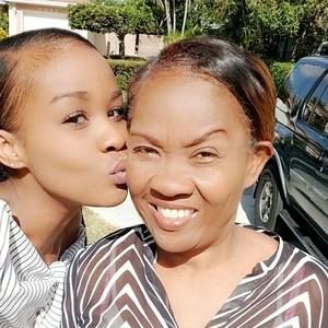 Meet your Posher, Trish